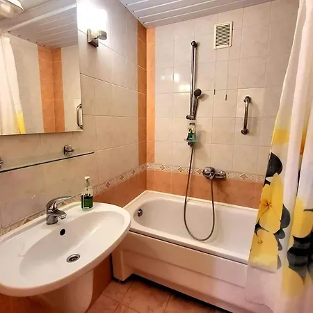 Pilies Street Sanctuary Secure Old Town *