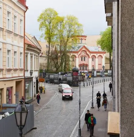 Pilies Street Sanctuary Secure Old Town Apartman *