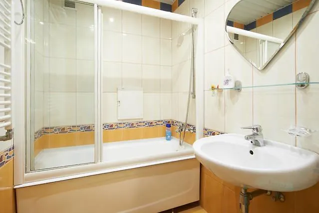 Pilies Street Sanctuary Secure Old Town Vilnius